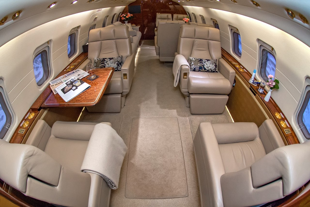 jet aziendale Bombardier Challenger 604